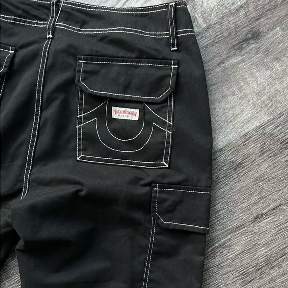 True Religion Jeans Men Size 36 Cargo Pants Jet Black NWT - Style #108335 - Picture 2 of 3